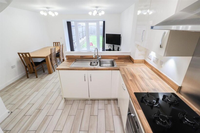 Canal View, Coventry CV1 1 bed in a house share to rent - £560 pcm (£129 pw)