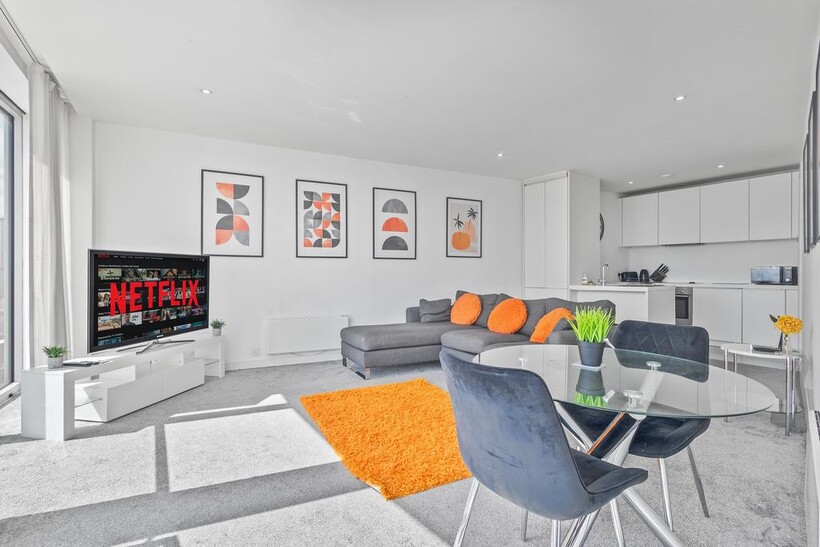 The Rotunda, 150 New Street, B2 4PA 1 bed apartment to rent - £1,025 pcm (£237 pw)