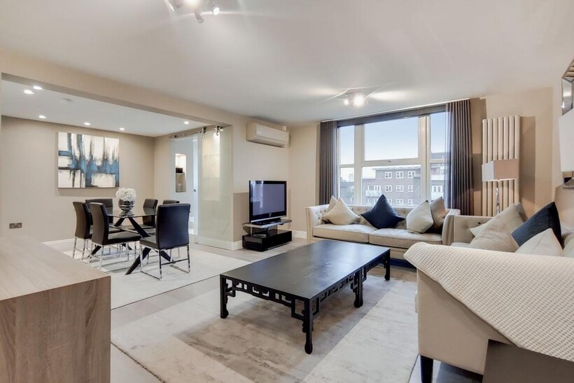 St. John's Wood Park, St. John's... 3 bed flat to rent - £6,067 pcm (£1,400 pw)