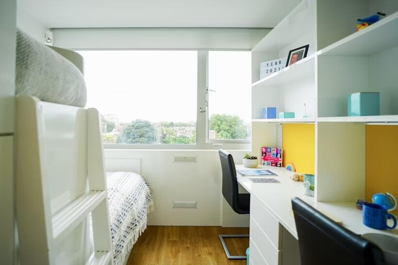 Manresa Road, London SW3 1 bed in a flat share to rent - £1,811 pcm (£418 pw)