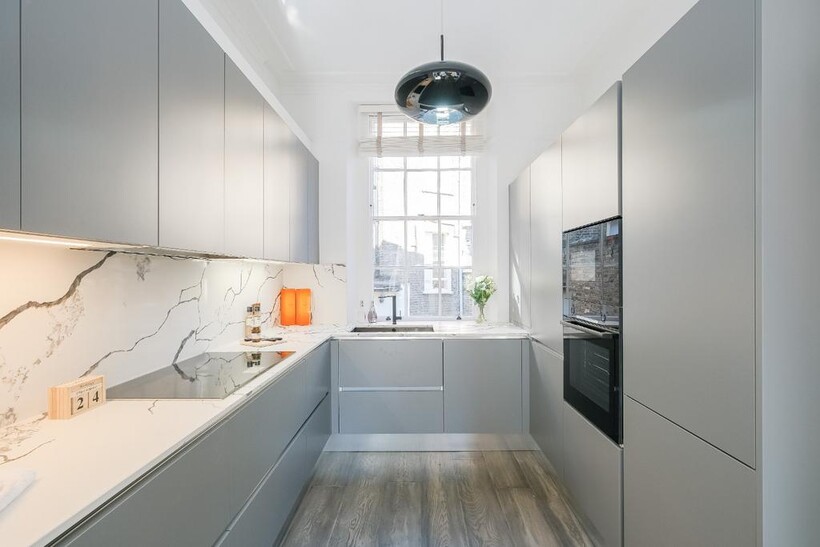 Connaught Street, Hyde Park, W2 3 bed terraced house to rent - £5,850 pcm (£1,350 pw)