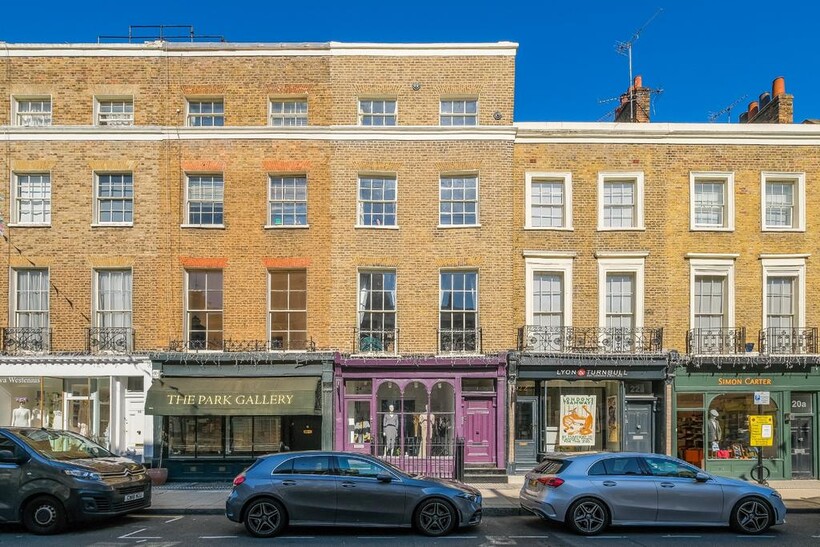 Connaught Street, Hyde Park, W2 3 bed terraced house to rent - £5,850 pcm (£1,350 pw)