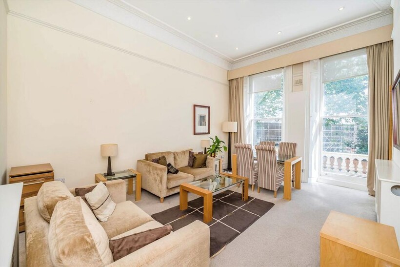 Ashburn Gardens, London SW7 1 bed flat to rent - £3,553 pcm (£820 pw)