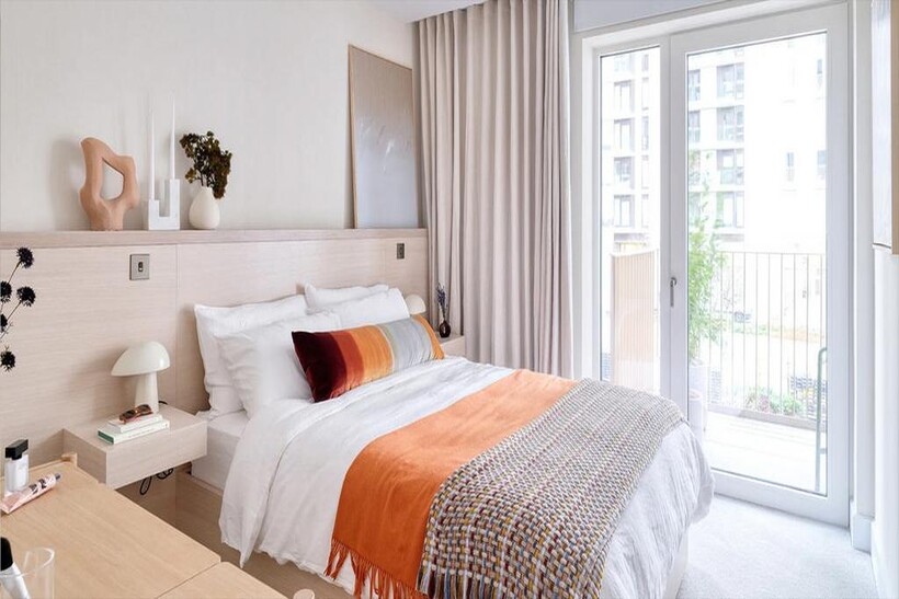White City Living, London, W12 3 bed apartment to rent - £5,600 pcm (£1,292 pw)