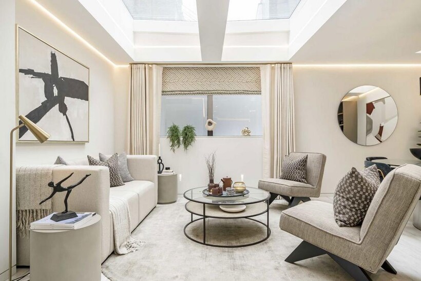 South Molton Street, London W1K 3 bed flat to rent - £14,998 pcm (£3,461 pw)