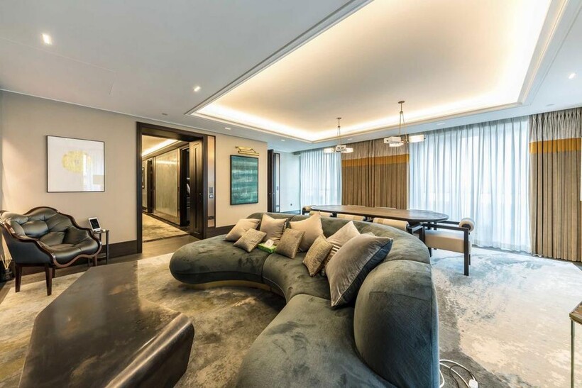 Ashburton Place, London W1J 2 bed flat to rent - £25,133 pcm (£5,800 pw)