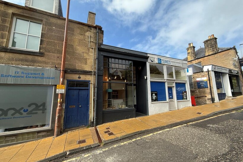 Bridge Road, Edinburgh EH13 Retail property (high street) to rent - £1,042 pcm (£240 pw)