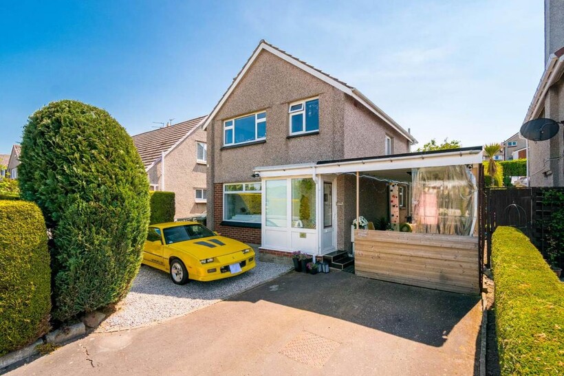 63881 42-Thomson Cres