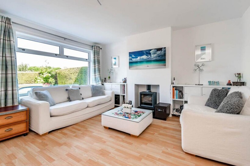 63881 42-Thomson Cres