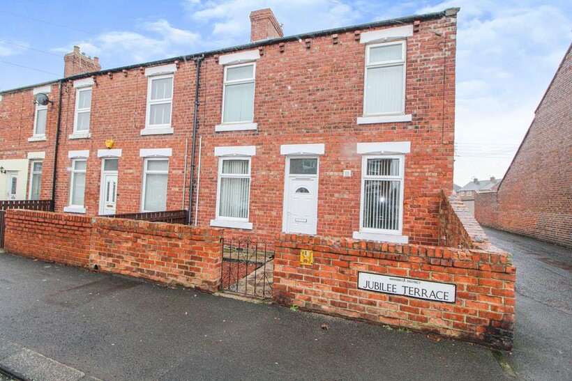Jubilee Terrace, Bedlington, NE22 2 bed flat to rent - £530 pcm (£122 pw)