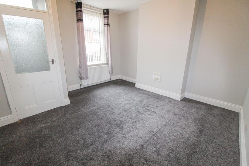 Jubilee Terrace, Bedlington, NE22 2 bed flat to rent - £530 pcm (£122 pw)