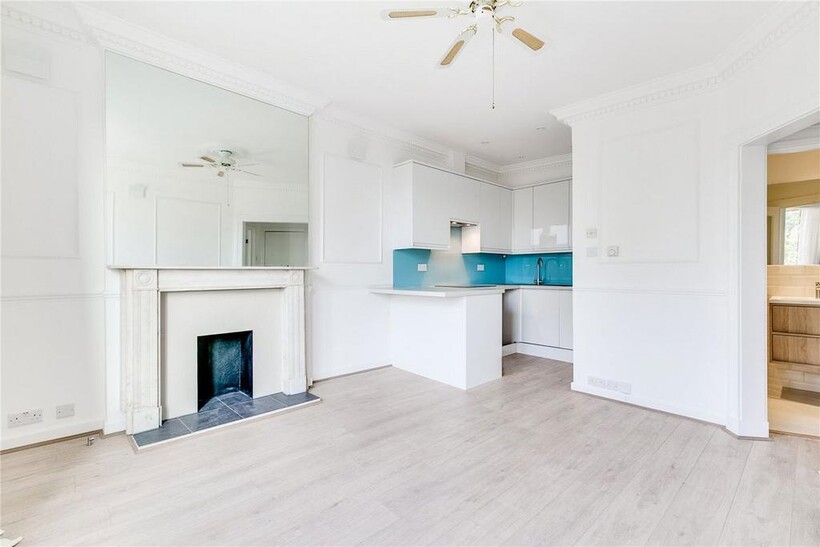 Russell Road, London W14 1 bed flat to rent - £2,396 pcm (£553 pw)