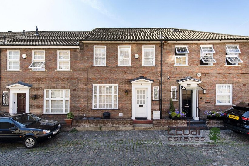 Fairfax Place, South Hampstead NW6 3 bed terraced house to rent - £3,662 pcm (£845 pw)