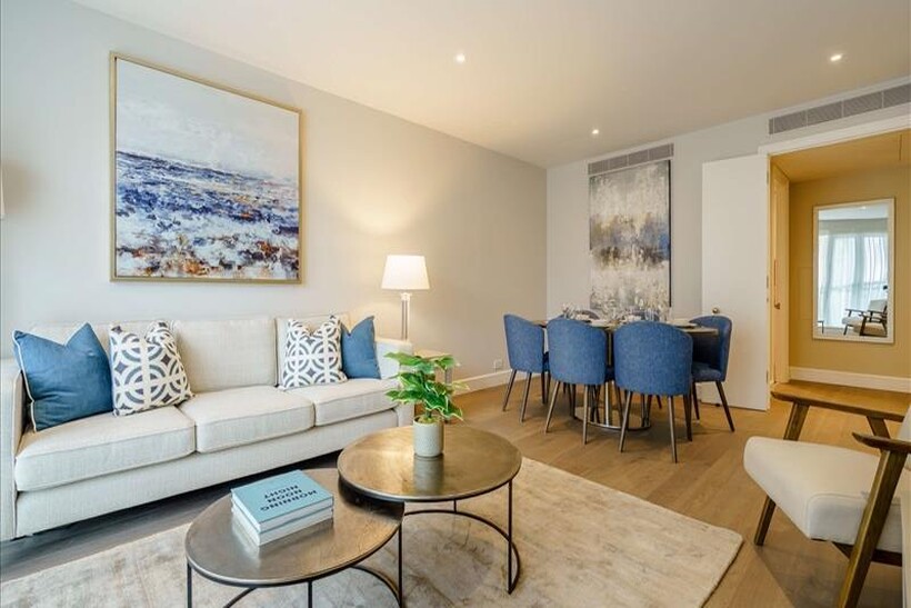 Westferry Circus, Docklands, E14 2 bed flat to rent - £3,882 pcm (£896 pw)