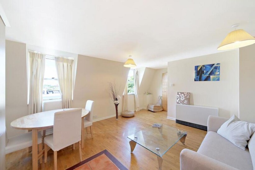 St Stephens Gardens, London W2 1 bed flat to rent - £2,318 pcm (£535 pw)