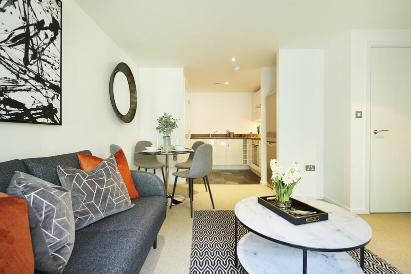 at Velocity Village, 1 Bedroom... 1 bed apartment to rent - £825 pcm (£190 pw)