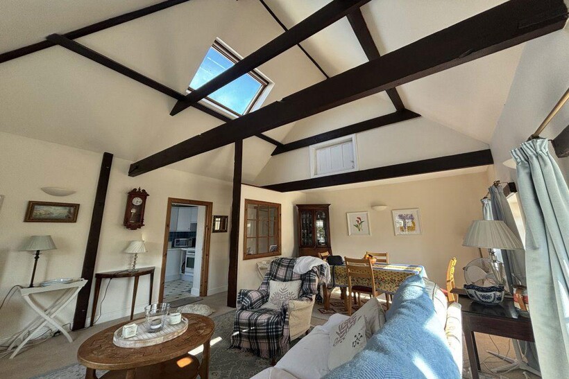 Two bedroom apartment in Sandwich 2 bed flat to rent - £1,175 pcm (£271 pw)