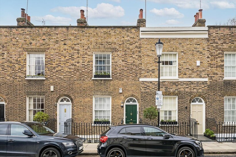 Bourne Street, Belgravia, London, SW1W 3 bed terraced house to rent - £8,927 pcm (£2,060 pw)