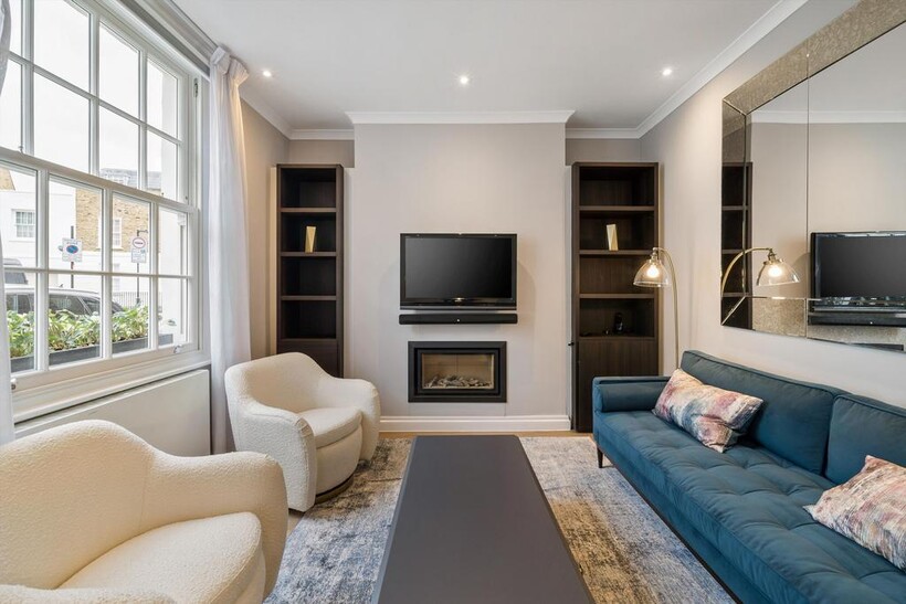 Bourne Street, Belgravia, London, SW1W 3 bed terraced house to rent - £8,927 pcm (£2,060 pw)