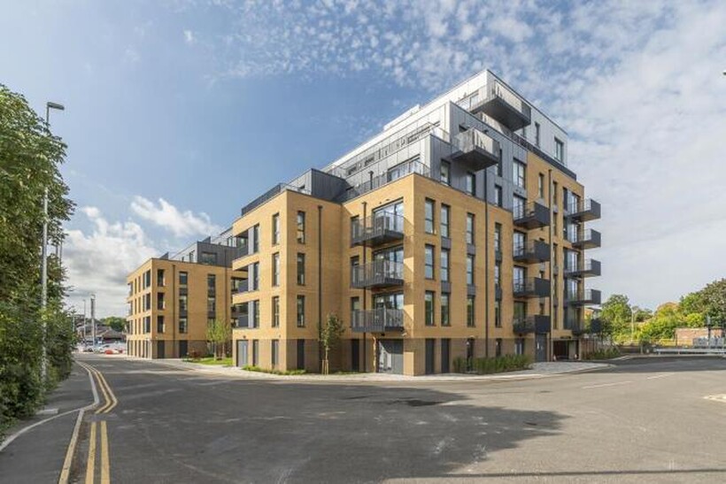 Station View, Guildford GU1 2 bed apartment to rent - £2,330 pcm (£538 pw)