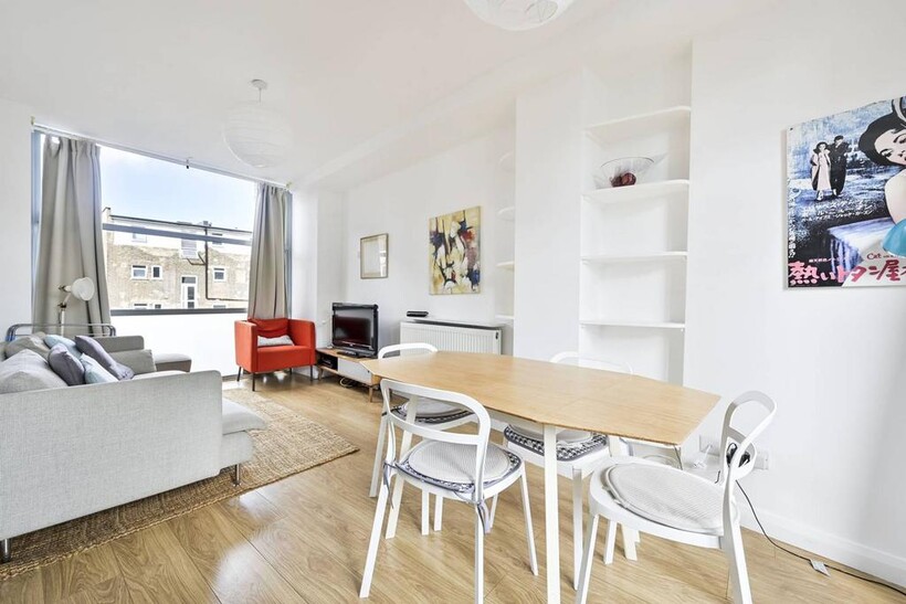 Amberley Road, Maida Vale, London, W9 2 bed maisonette to rent - £3,207 pcm (£740 pw)