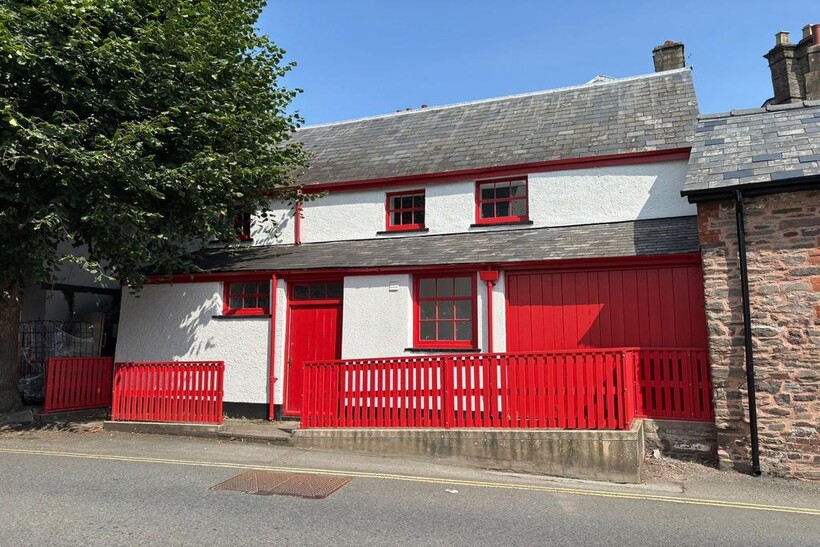 Glamorgan Street, Brecon, LD3 Property to rent - £1,000 pcm (£231 pw)