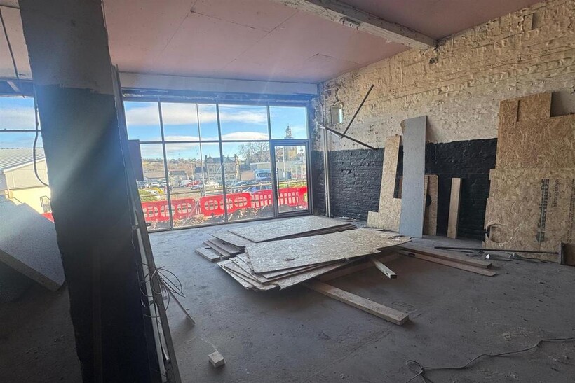 69 Northgate Unit 1 internal photo.jpg