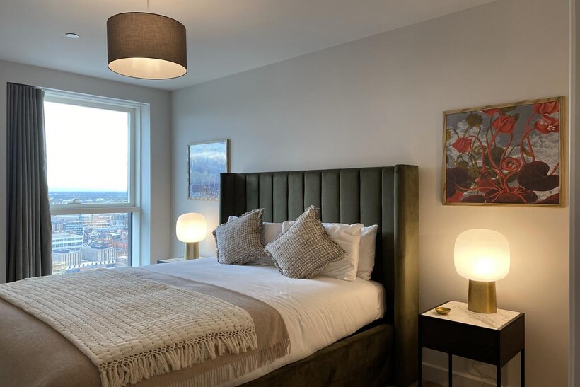 at Angel Gardens, 1 Rochdale Road... 2 bed apartment to rent - £1,815 pcm (£419 pw)