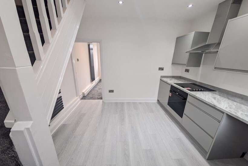 Grantley Street, Grantham, NG31 2 bed terraced house to rent - £785 pcm (£181 pw)
