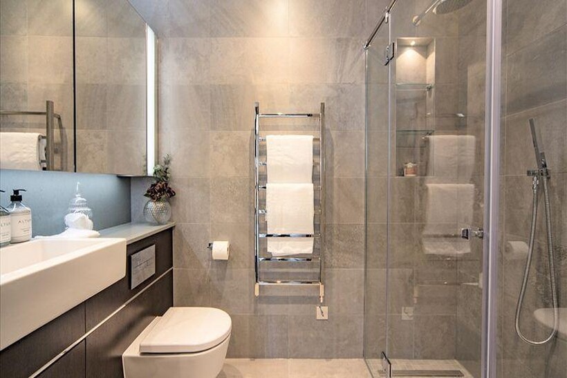 London SW11 2 bed flat to rent - £4,871 pcm (£1,124 pw)