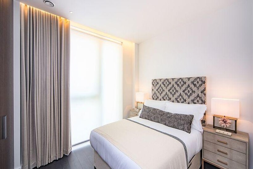 London SW11 2 bed flat to rent - £4,871 pcm (£1,124 pw)