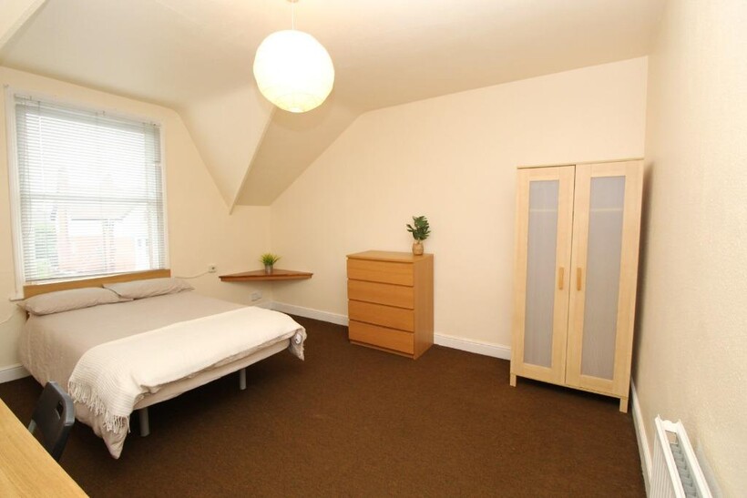 (1 BED) Musters Road, West Bridgford NG2 1 bed semi-detached house to rent - £476 pcm (£110 pw)