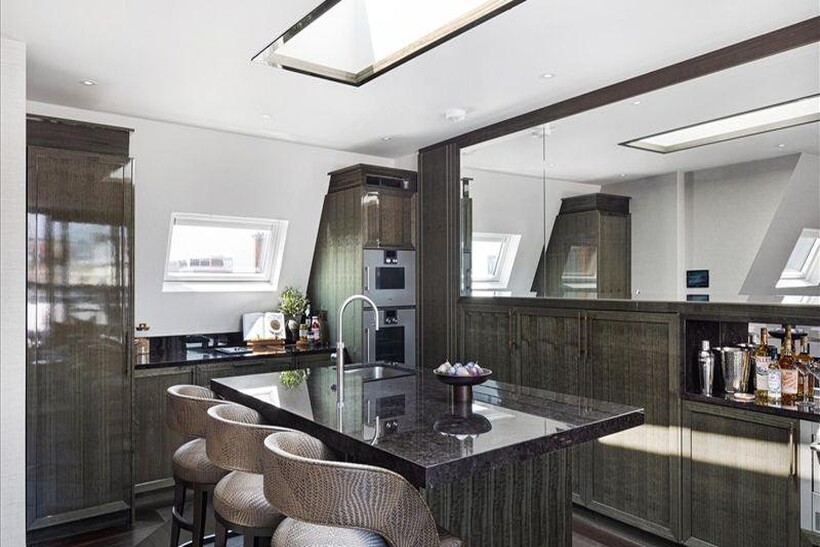 Prince Of Wales Terrace, London W8 3 bed apartment to rent - £20,085 pcm (£4,635 pw)