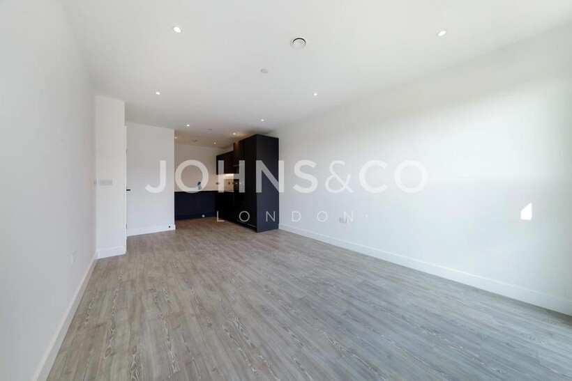 Kew Bridge Rise, Kew Bridge, London, TW8 1 bed apartment to rent - £1,998 pcm (£461 pw)