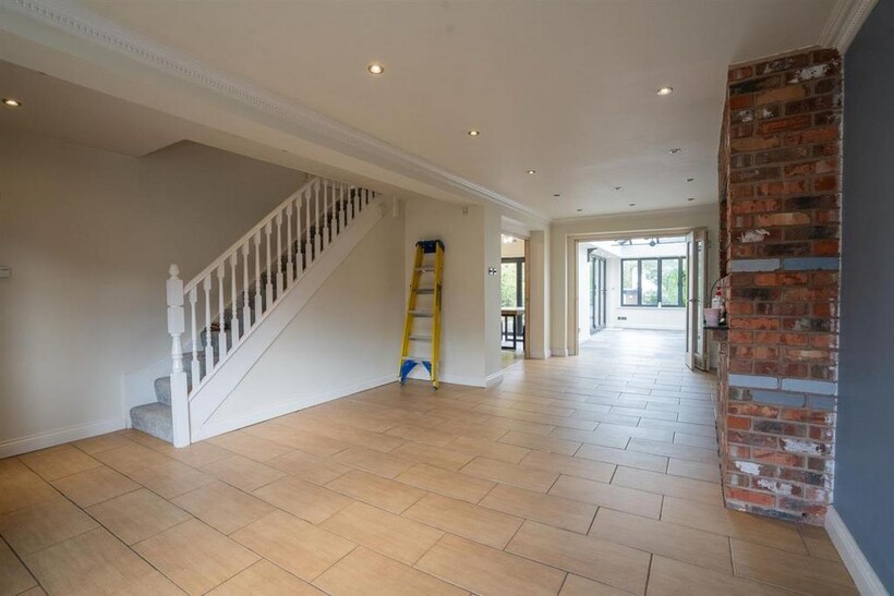 Majors Green, Solihull B90 4 bed semi-detached house to rent - £2,095 pcm (£483 pw)