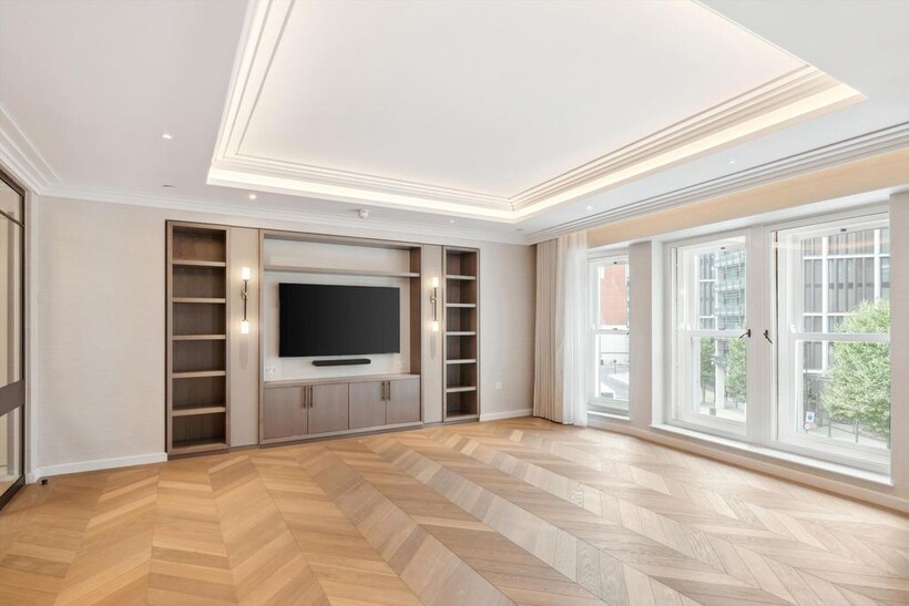 Basil Street, London, SW3 4 bed flat to rent - £41,167 pcm (£9,500 pw)