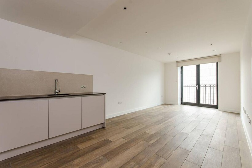 Three Colts Lane, Bethnal Green... 1 bed flat to rent - £2,725 pcm (£629 pw)