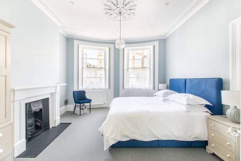 Needham Road, Artesian Village... 1 bed flat to rent - £3,402 pcm (£785 pw)