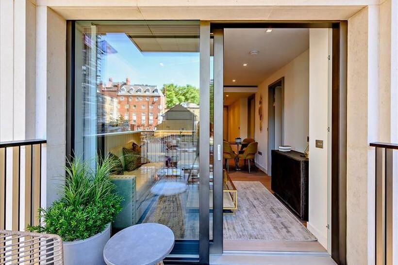 London W2 1 bed flat to rent - £4,723 pcm (£1,090 pw)