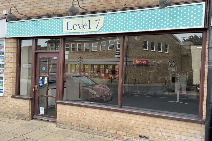 High Street, March Retail property (high street) to rent - £583 pcm (£135 pw)
