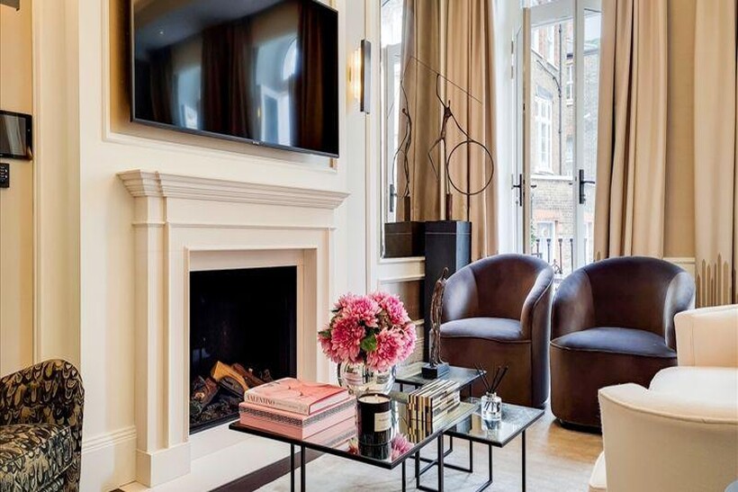 Prince Of Wales Terrace, London W8 2 bed apartment to rent - £16,900 pcm (£3,900 pw)