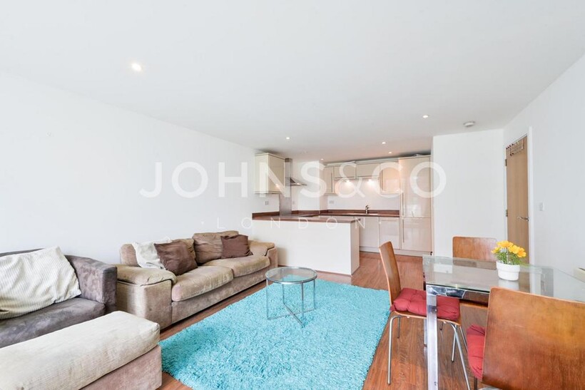 Drift Court, Basin Approach, E16 2 bed apartment to rent - £2,197 pcm (£507 pw)