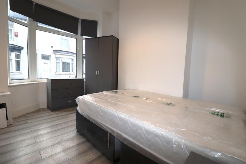 Longford Street, Middlesbrough TS1 2 bed terraced house to rent - £375 pcm (£87 pw)