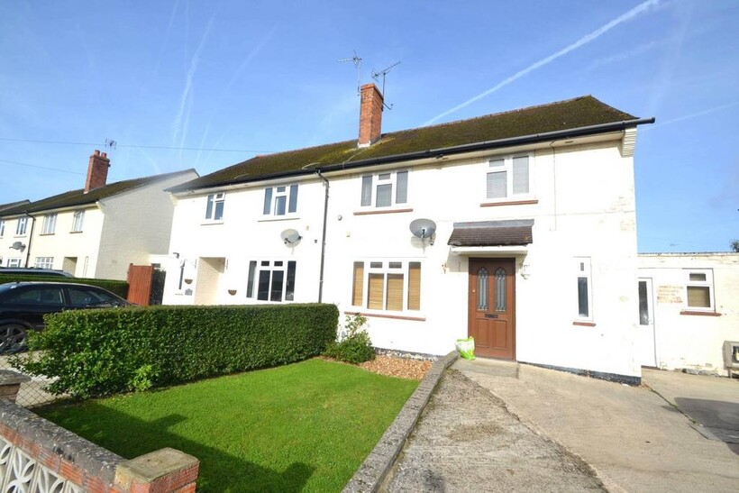 Falcon Avenue, Reading 1 bed in a house share to rent - £625 pcm (£144 pw)