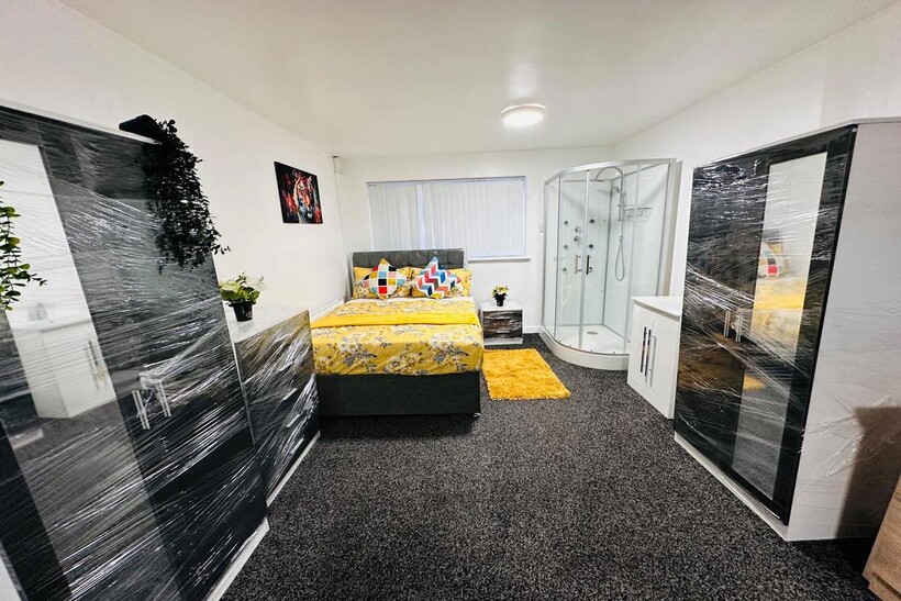 Lady Margaret Road, Southall, UB1 2PY 1 bed in a house share to rent - £990 pcm (£228 pw)