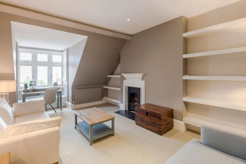 Mount Street, London W1K 1 bed flat to rent - £4,849 pcm (£1,119 pw)