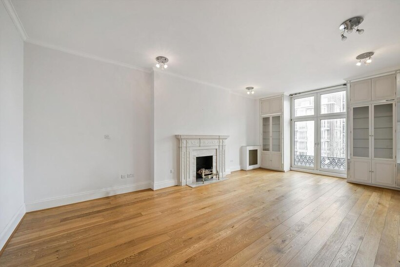 Bickenhall Street, Marylebone... 3 bed flat to rent - £6,998 pcm (£1,615 pw)