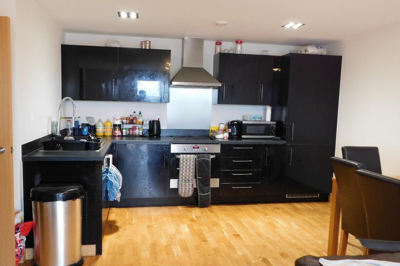 Sail House, Colchester CO2 2 bed apartment to rent - £1,275 pcm (£294 pw)