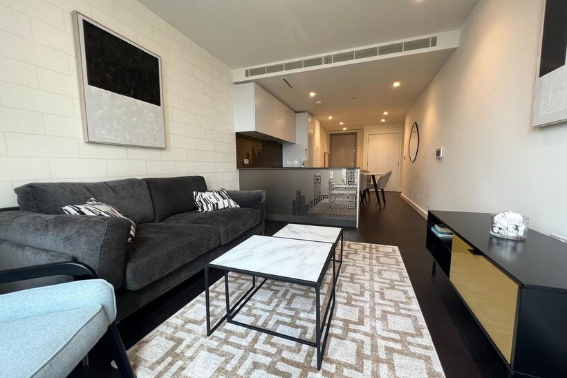 Damac Tower, Nine Elms, Vauxhall... 1 bed apartment to rent - £3,550 pcm (£819 pw)