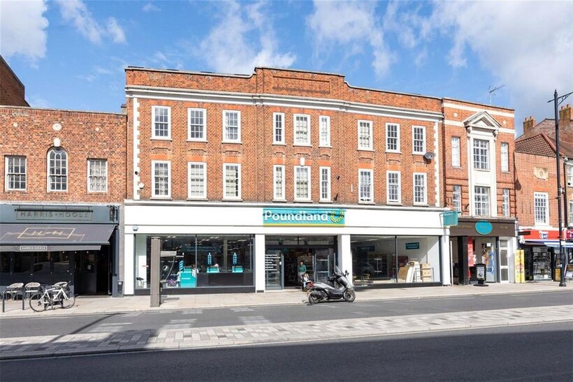 King Street, Twickenham TW1 1 bed flat to rent - £1,550 pcm (£358 pw)